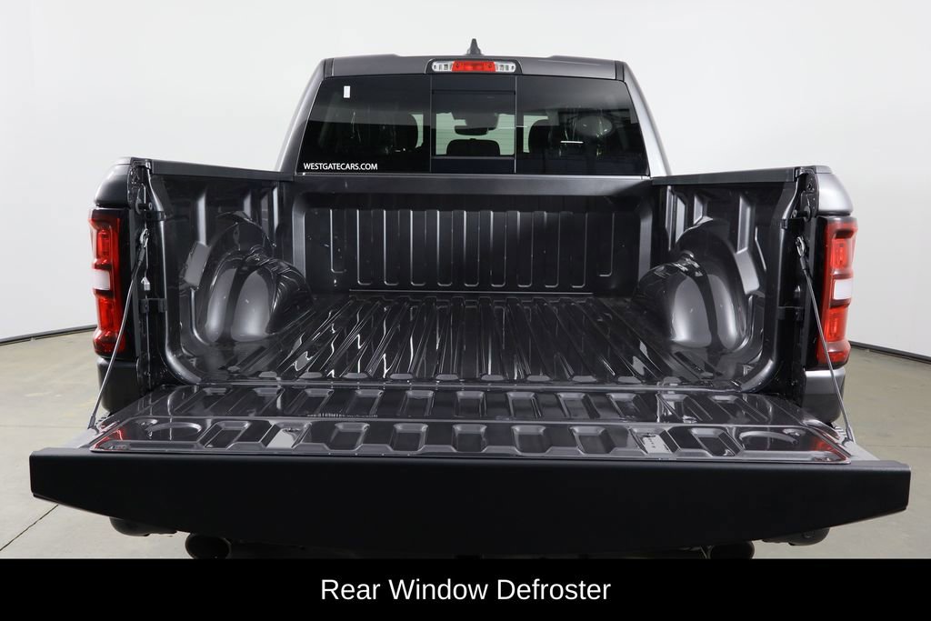 New 2026 RAM 1500 4x4 Crew Cab image 17