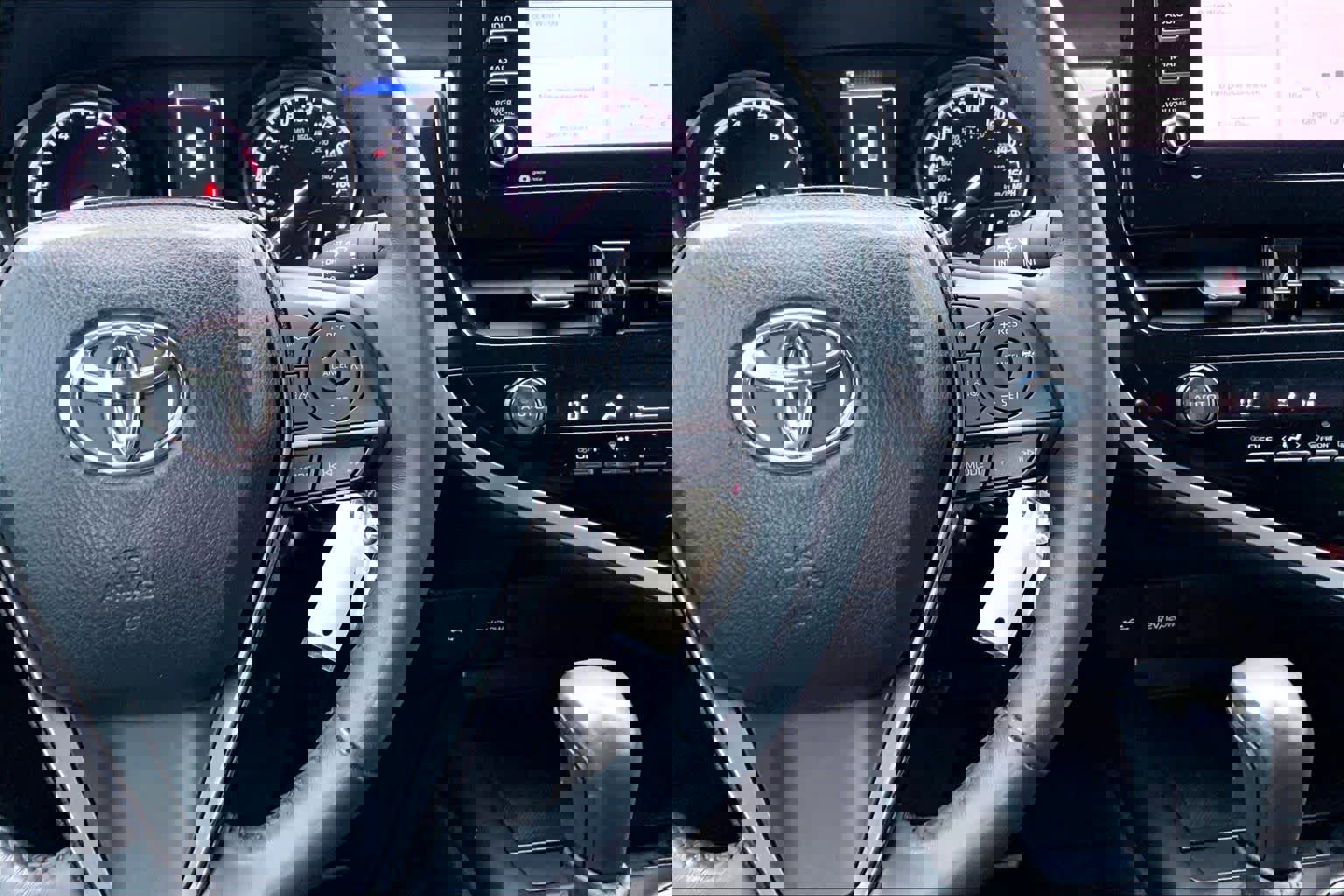 Used 2021 Toyota Camry SE image 24