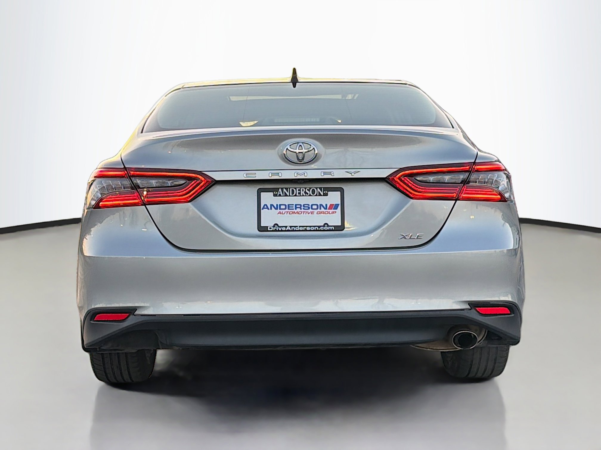 Used 2021 Toyota Camry XLE image 17