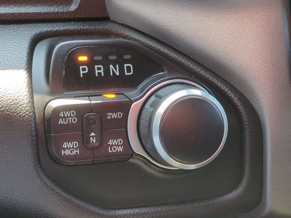 Used 2022 RAM 1500 Big Horn AWD/4WD image 18