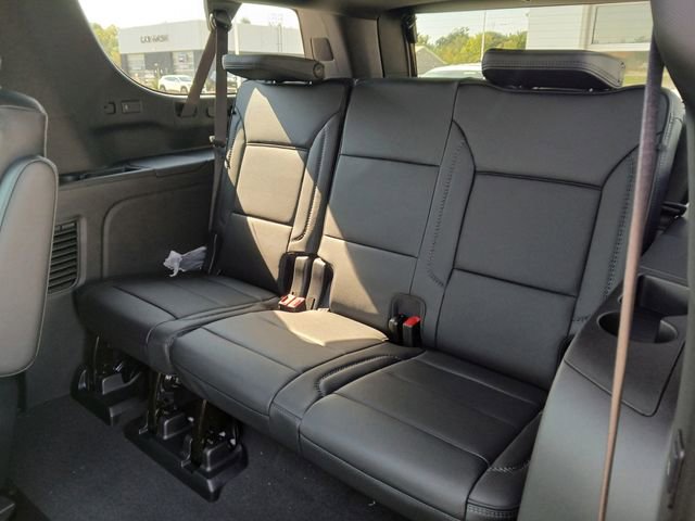 New 2026 GMC Yukon XL Denali w/ Sun & Power Step Package image 15