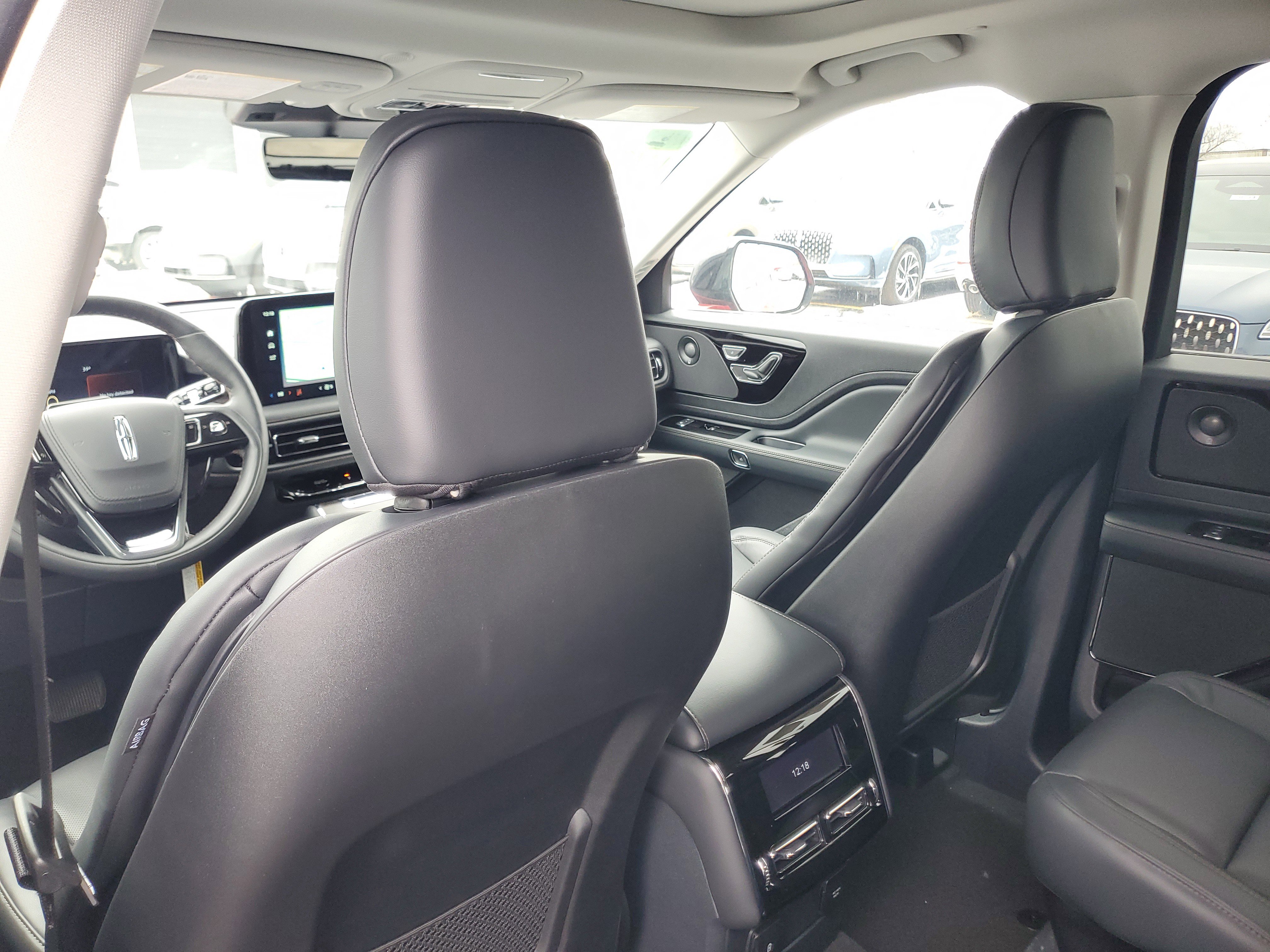 New 2026 Lincoln Aviator Reserve w/ Jet Appearance Package image 24