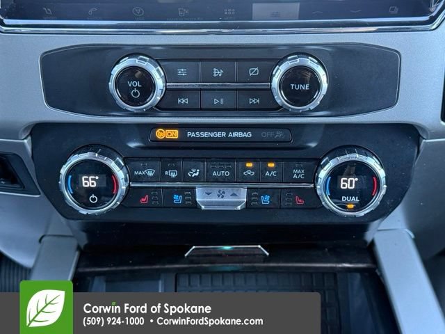 Used 2022 Ford F350 Lariat w/ Lariat Ultimate Package AWD/4WD image 32