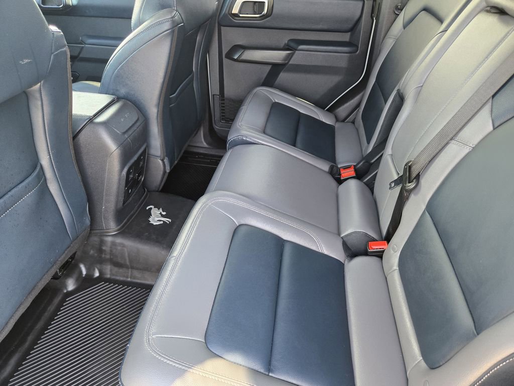 Used 2024 Ford Bronco Outer Banks AWD/4WD image 18