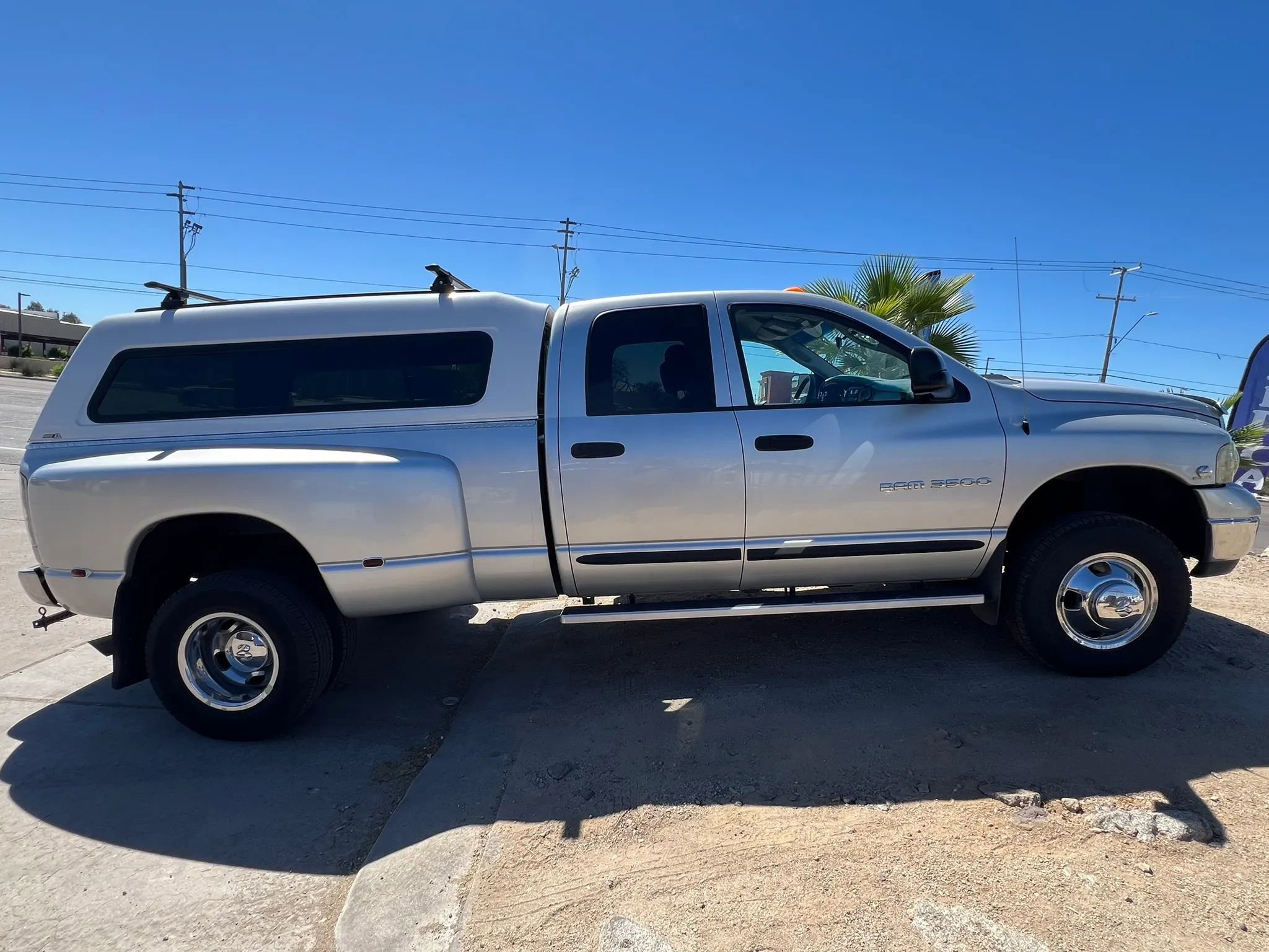 Used 2004 Dodge Ram 3500 Truck SLT w/ Trailer Tow Group AWD/4WD image 6