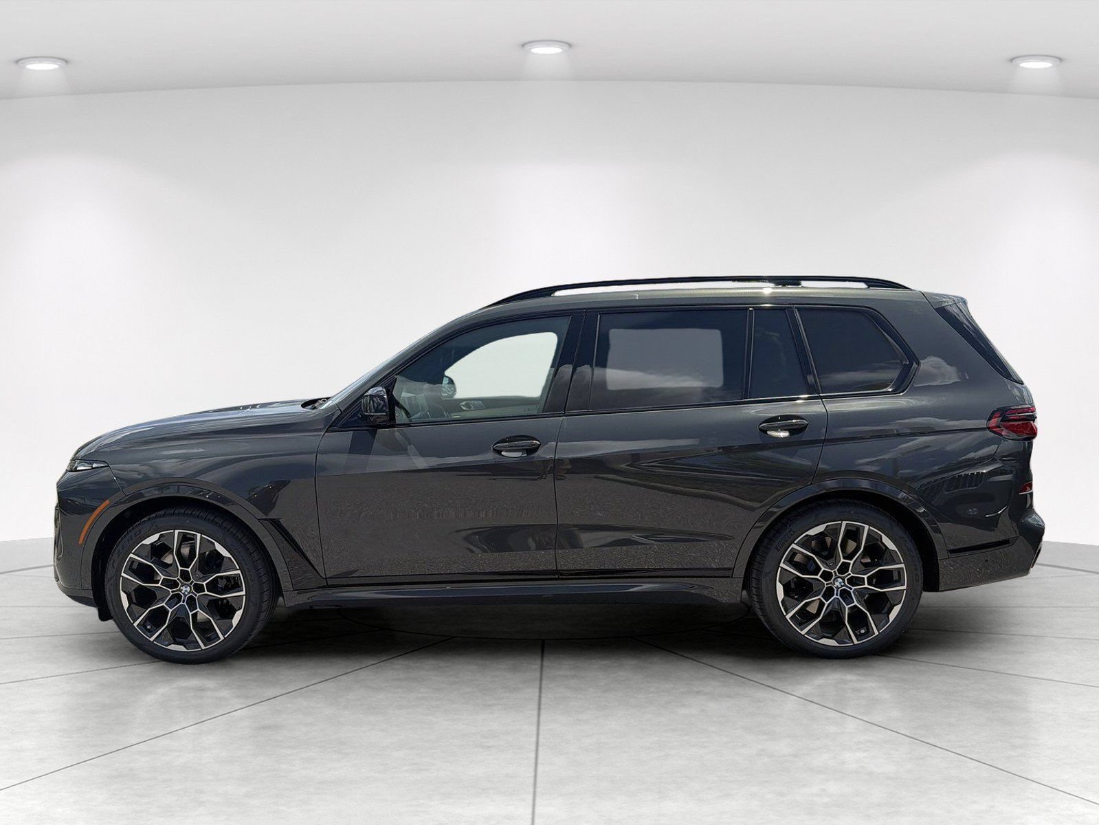 New 2027 BMW X7 M60i AWD/4WD image 7