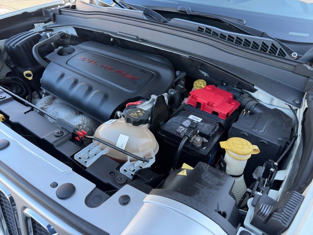 Used 2018 Jeep Renegade Limited w/ UConnect 8.4 Nav Group image 32