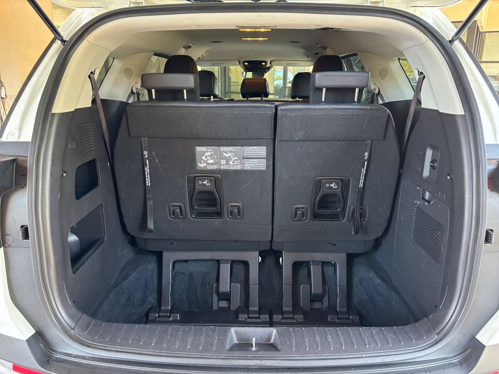 Used 2026 Kia Carnival FWD image 29