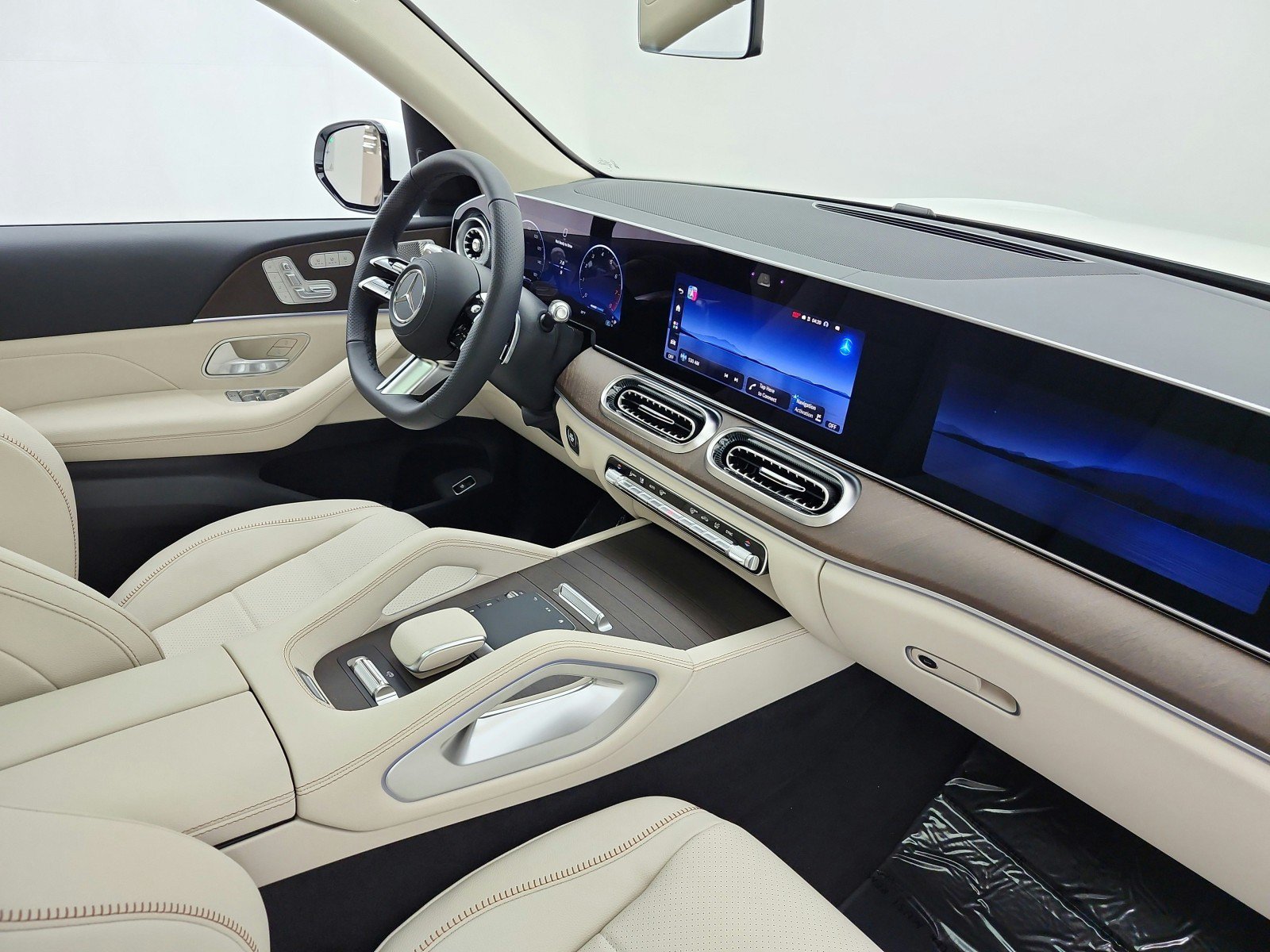 New 2027 Mercedes-Benz GLS 450 4MATIC image 13