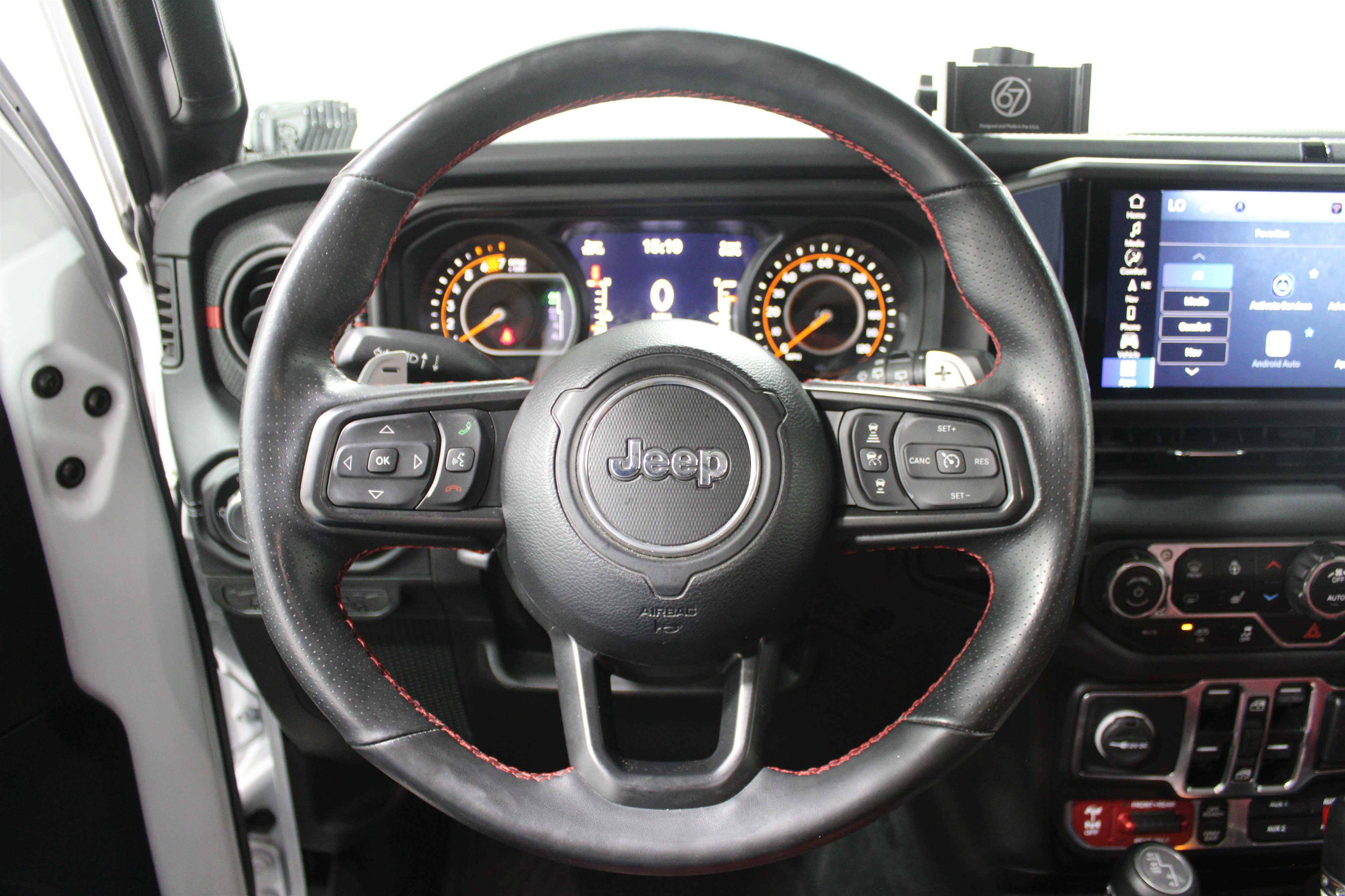 Used 2024 Jeep Wrangler Unlimited Rubicon 392 image 8