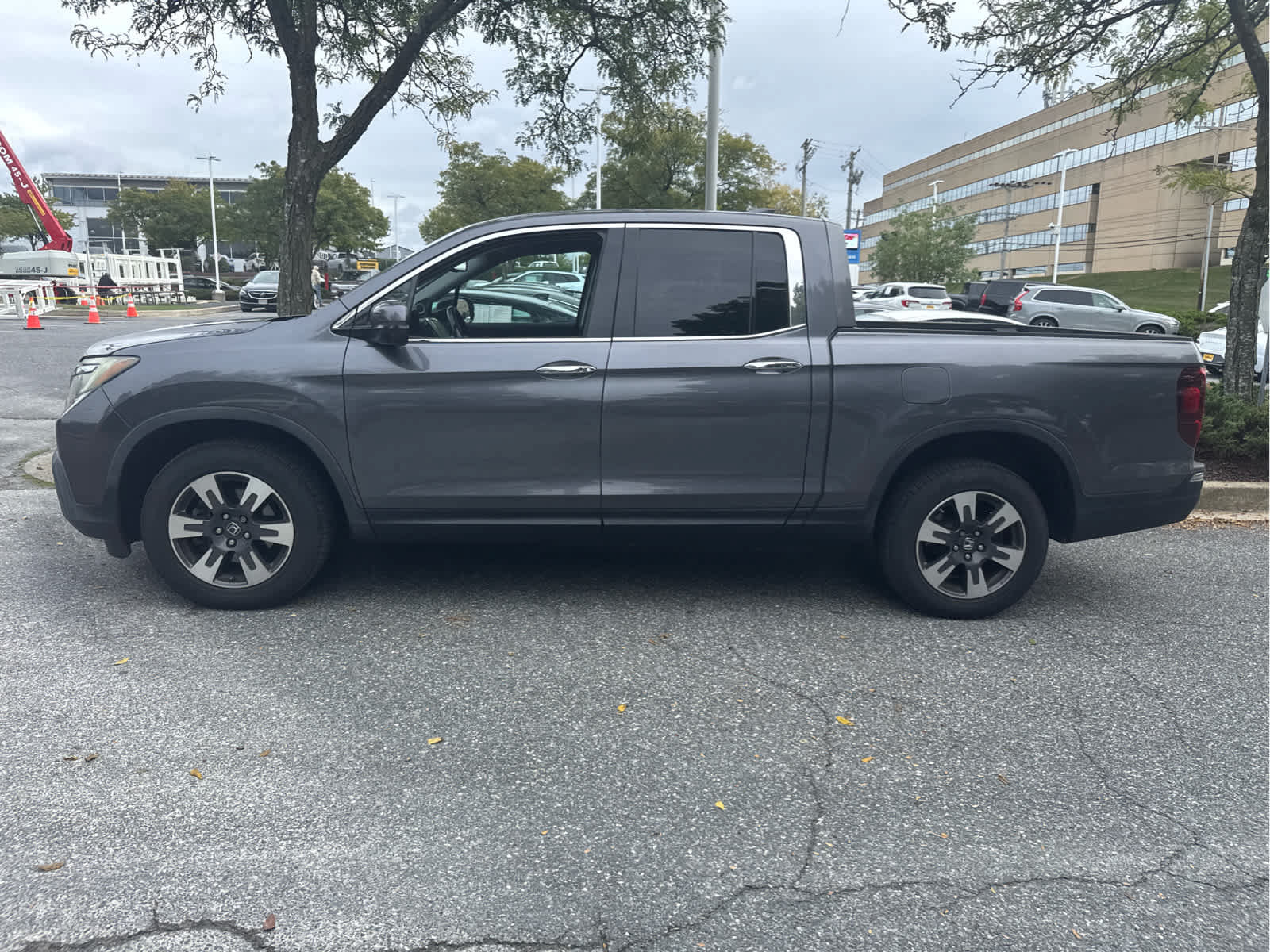 Used 2019 Honda Ridgeline RTL-E image 2