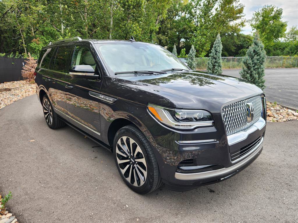 Certified 2023 Lincoln Navigator Reserve image 7