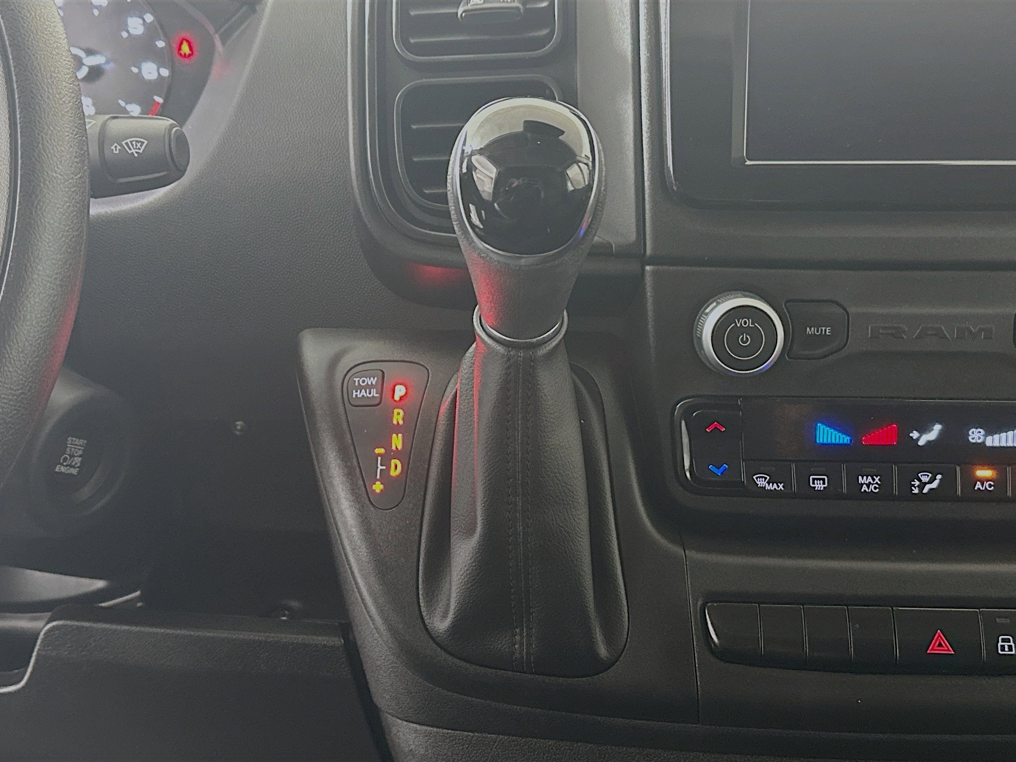 Used 2023 RAM ProMaster 3500 w/ Driver Convenience Group image 21