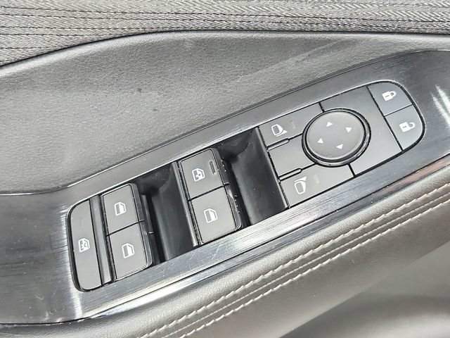 Used 2023 Nissan Rogue SV FWD image 35