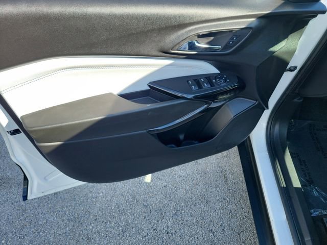 Used 2024 Chevrolet Trax LT w/ Driver Confidence Package image 21