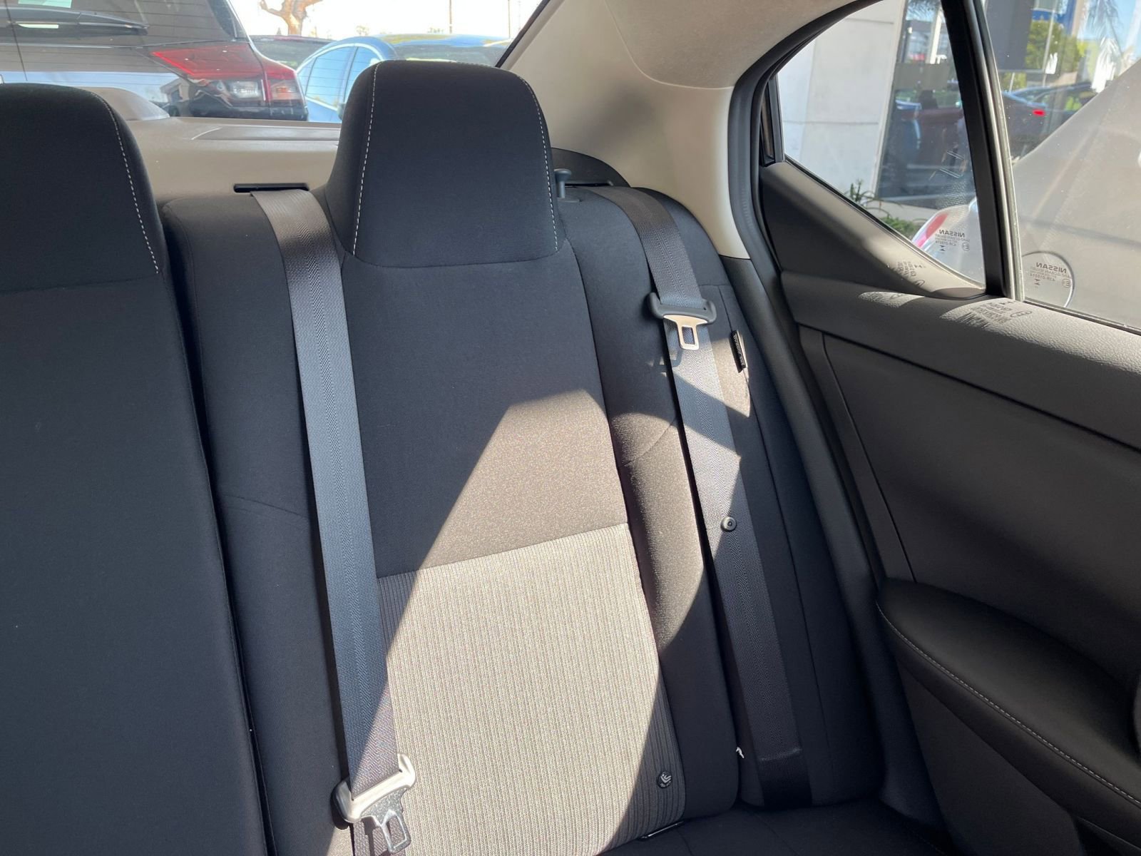 Used 2025 Nissan Sentra SV FWD image 37