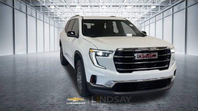 Used 2025 GMC Acadia Elevation FWD image 4