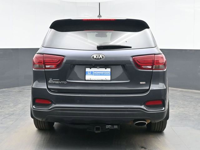Used 2019 Kia Sorento LX image 9