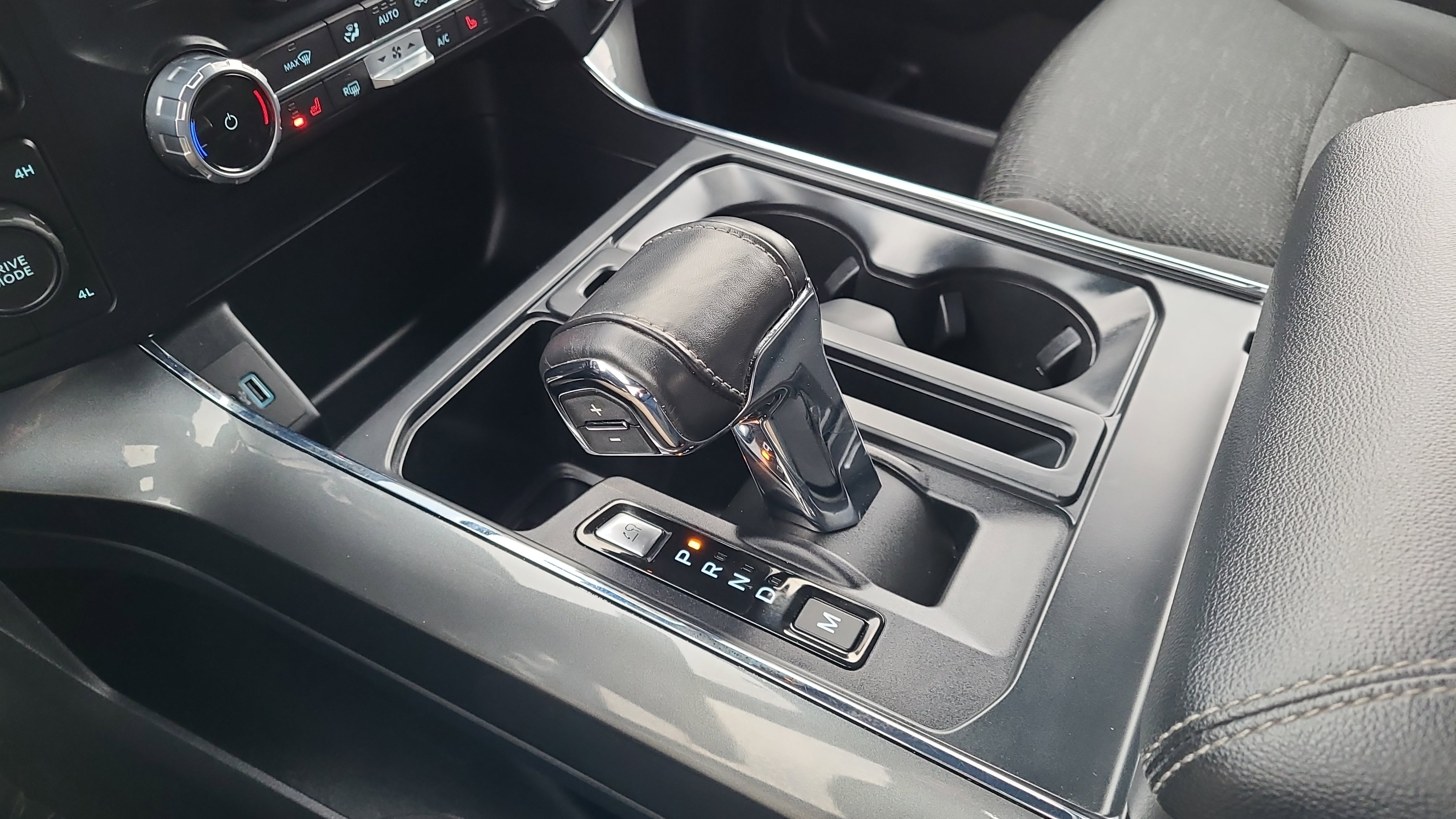 Used 2022 Ford F150 XLT w/ Equipment Group 302A High image 22