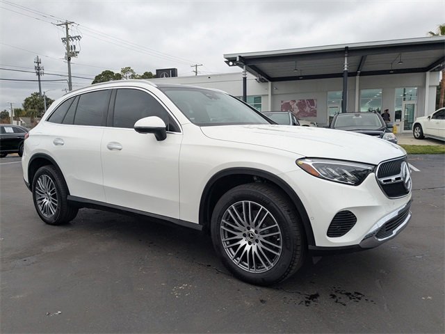Used 2024 Mercedes-Benz GLC 300 GLC 300 image 4