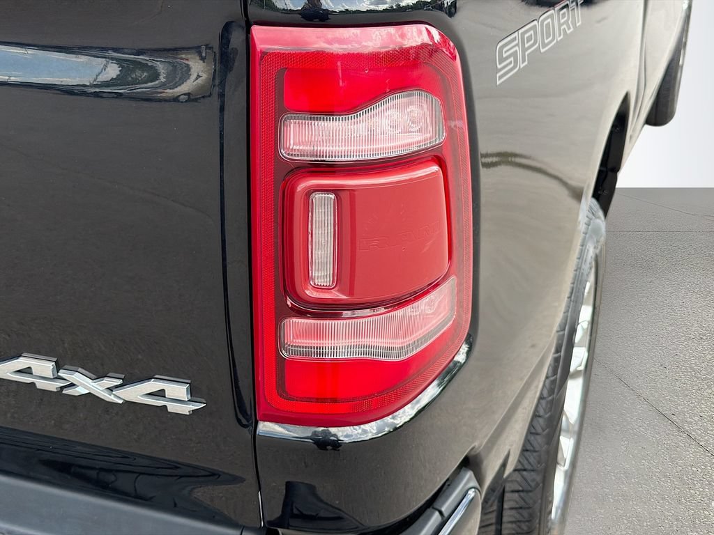Used 2023 RAM 1500 Laramie AWD/4WD image 11