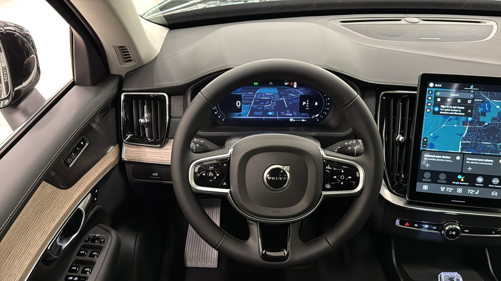 New 2026 Volvo XC90 B6 Plus w/ Protection Package Premier image 12