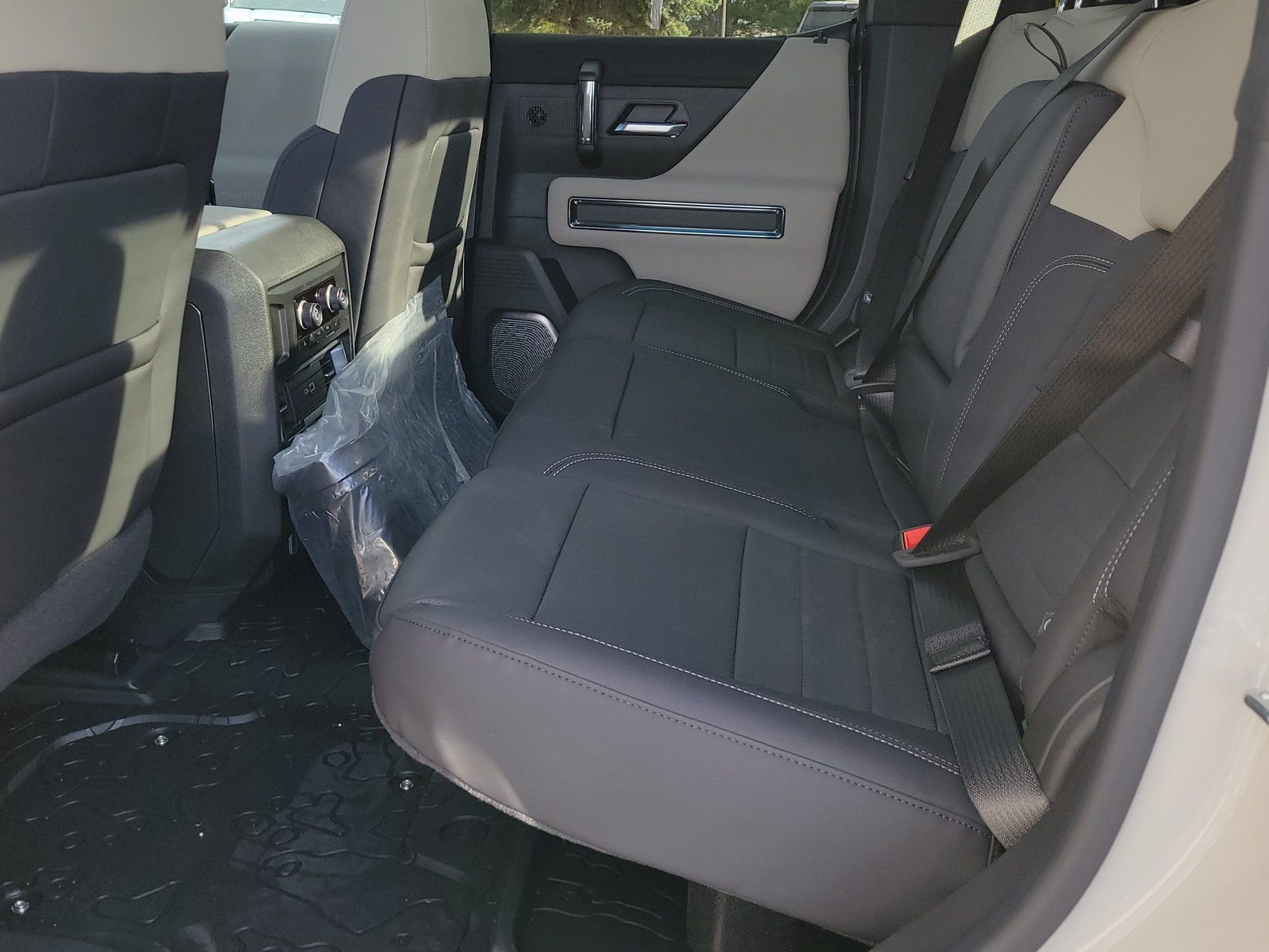 New 2026 GMC Hummer EV 4x4 Crew Cab image 7