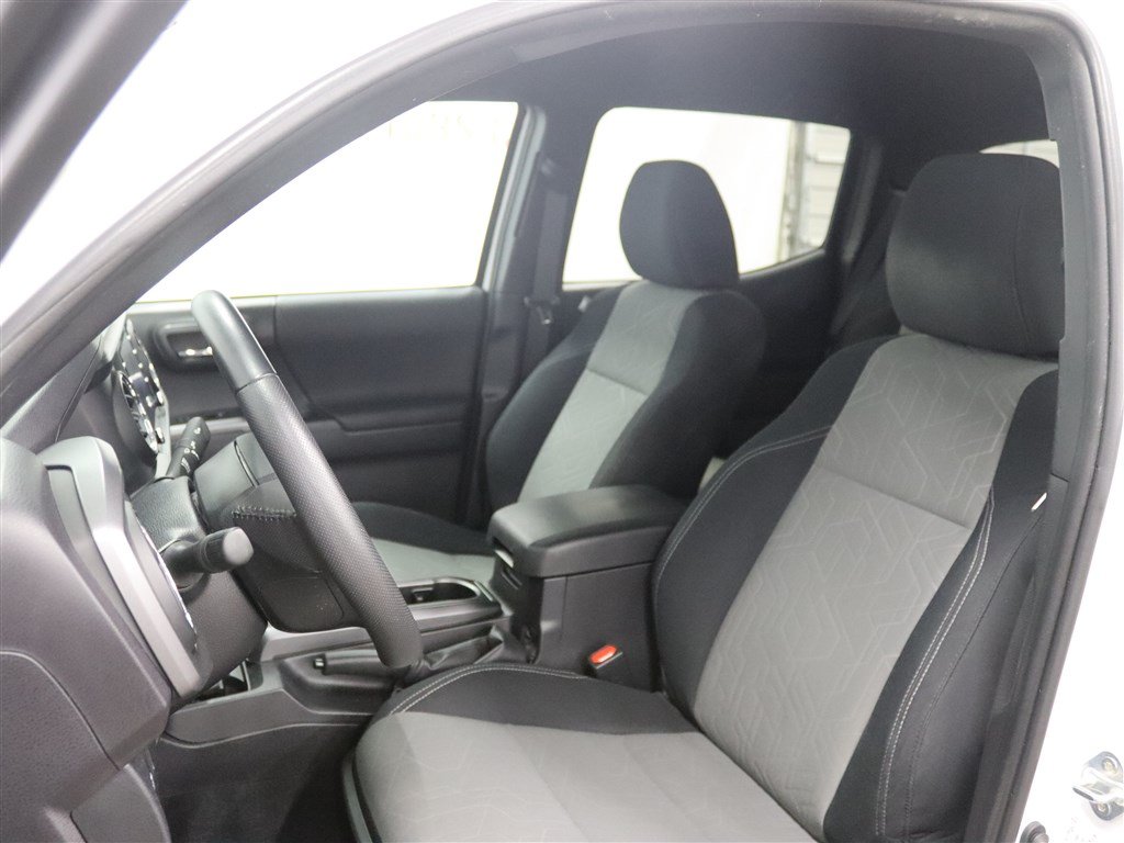 Used 2023 Toyota Tacoma TRD Sport AWD/4WD image 15