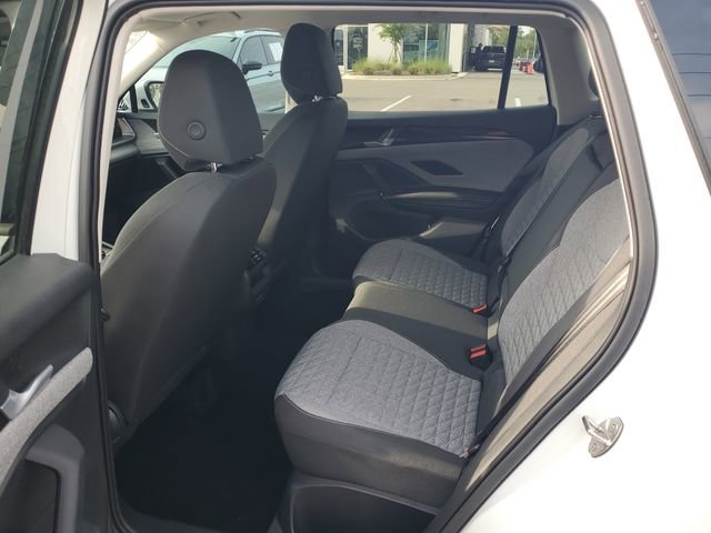 Certified 2025 Volkswagen Tiguan S FWD image 9