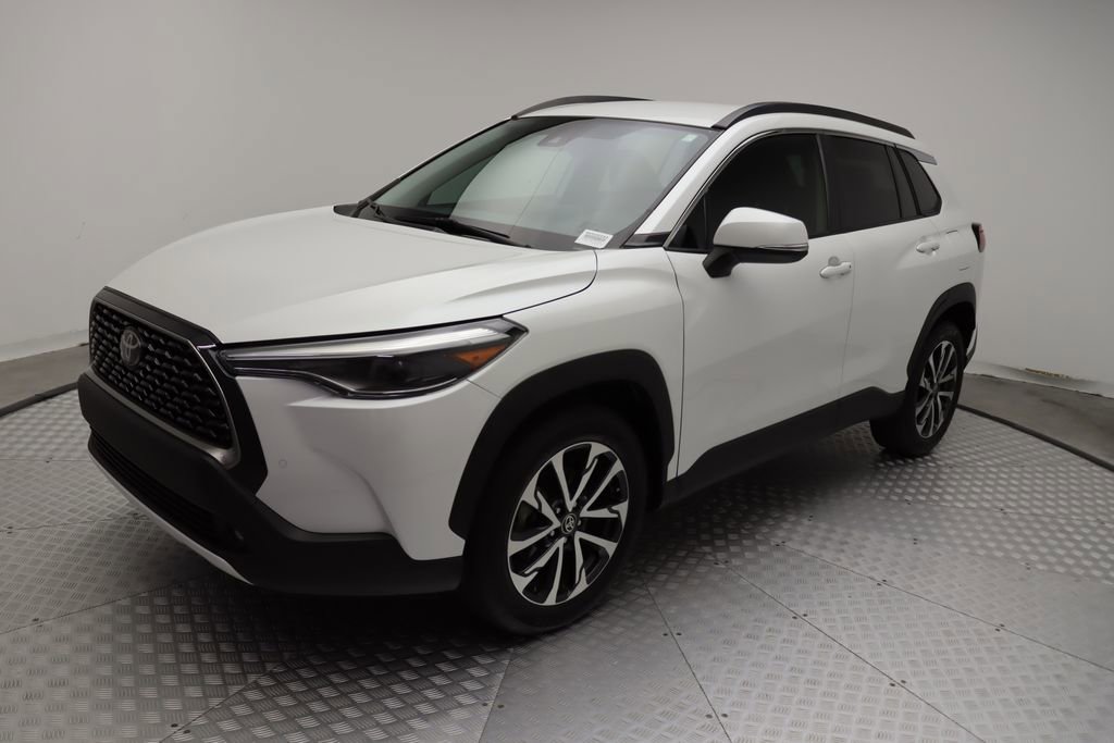 Certified 2022 Toyota Corolla Cross XLE
