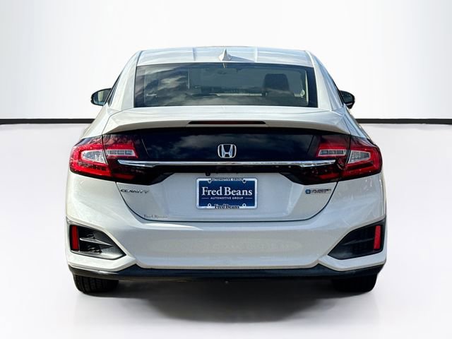 Certified 2021 Honda Clarity Plug-In Hybrid image 6