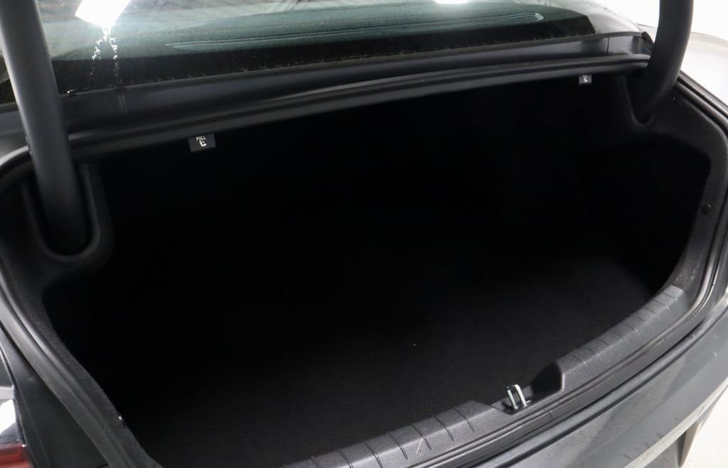 Used 2025 Kia K5 LXS image 12