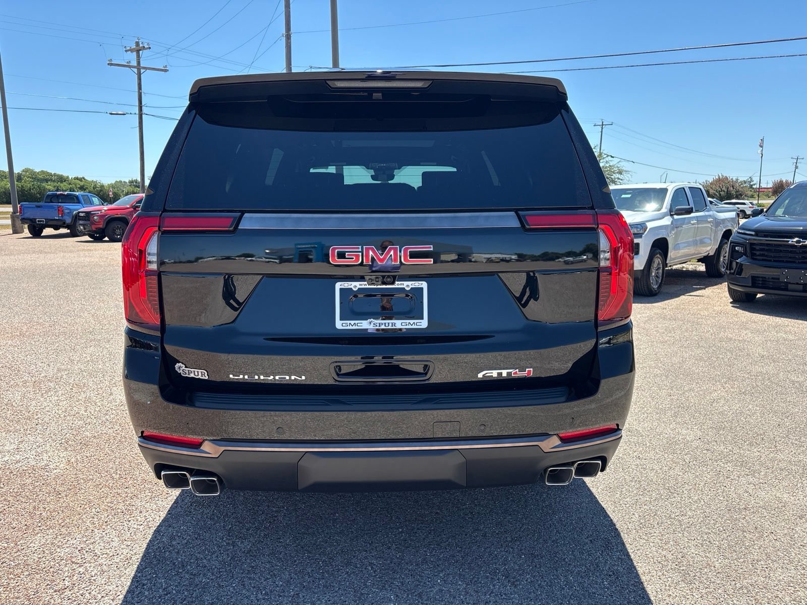 New 2026 GMC Yukon XL AT4 Ultimate AWD/4WD image 5