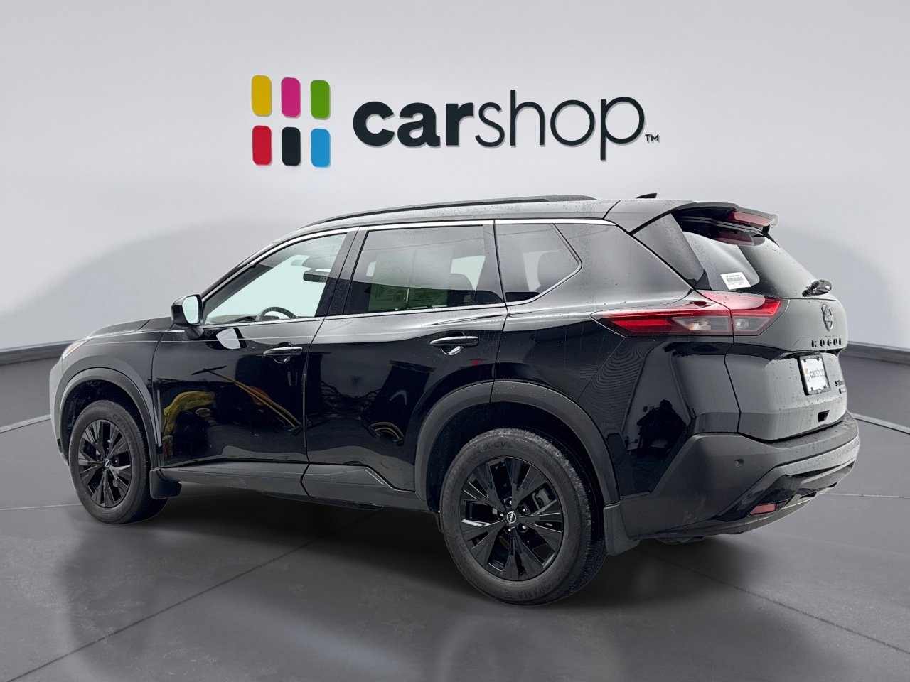 Used 2023 Nissan Rogue SV w/ SV Premium B Package image 3