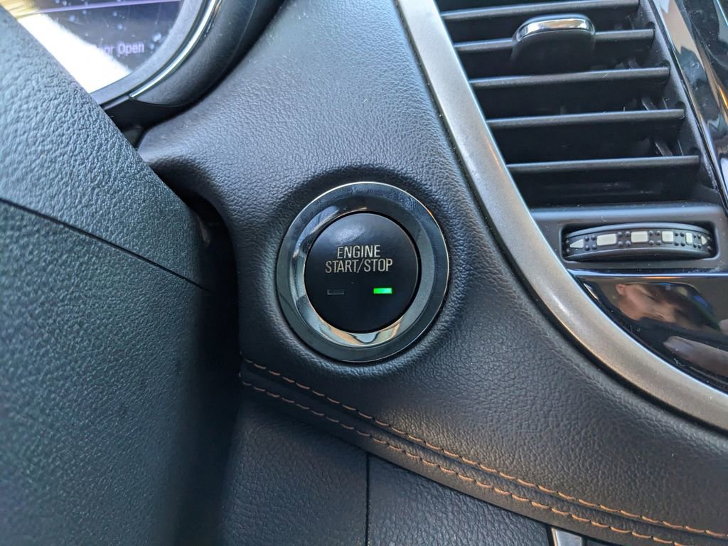 Used 2020 Chevrolet Trax LT w/ Driver Confidence Package image 26