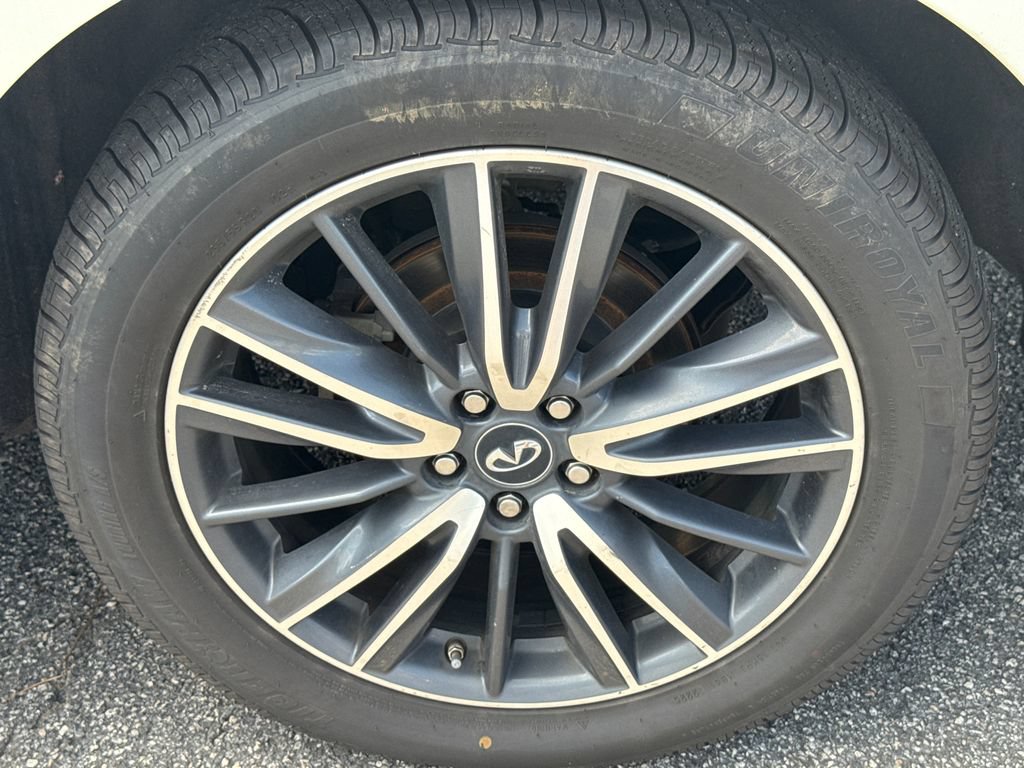 Used 2018 INFINITI QX60 FWD w/ Deluxe Technology Package image 16