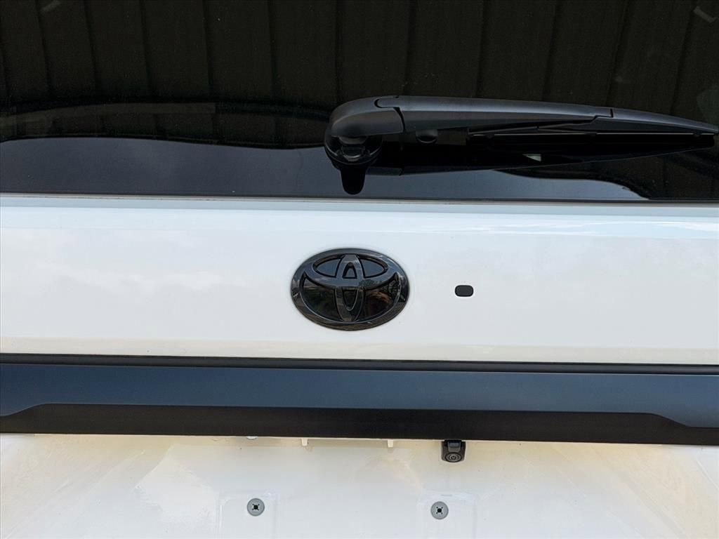 Used 2025 Toyota Sequoia TRD Pro AWD/4WD image 21