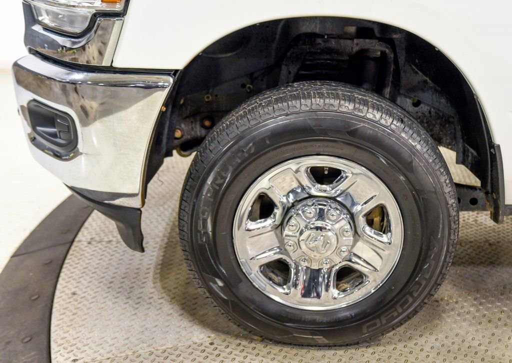 Used 2022 RAM 2500 Tradesman w/ Chrome Appearance Group image 10