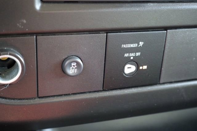 Used 2023 Chevrolet Express 2500 w/ Driver Convenience Package image 5