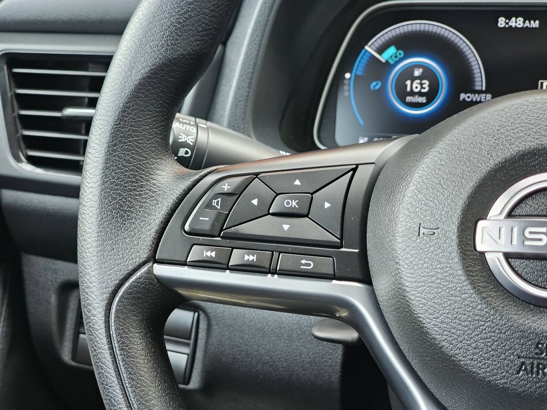 Used 2025 Nissan Leaf S FWD image 20