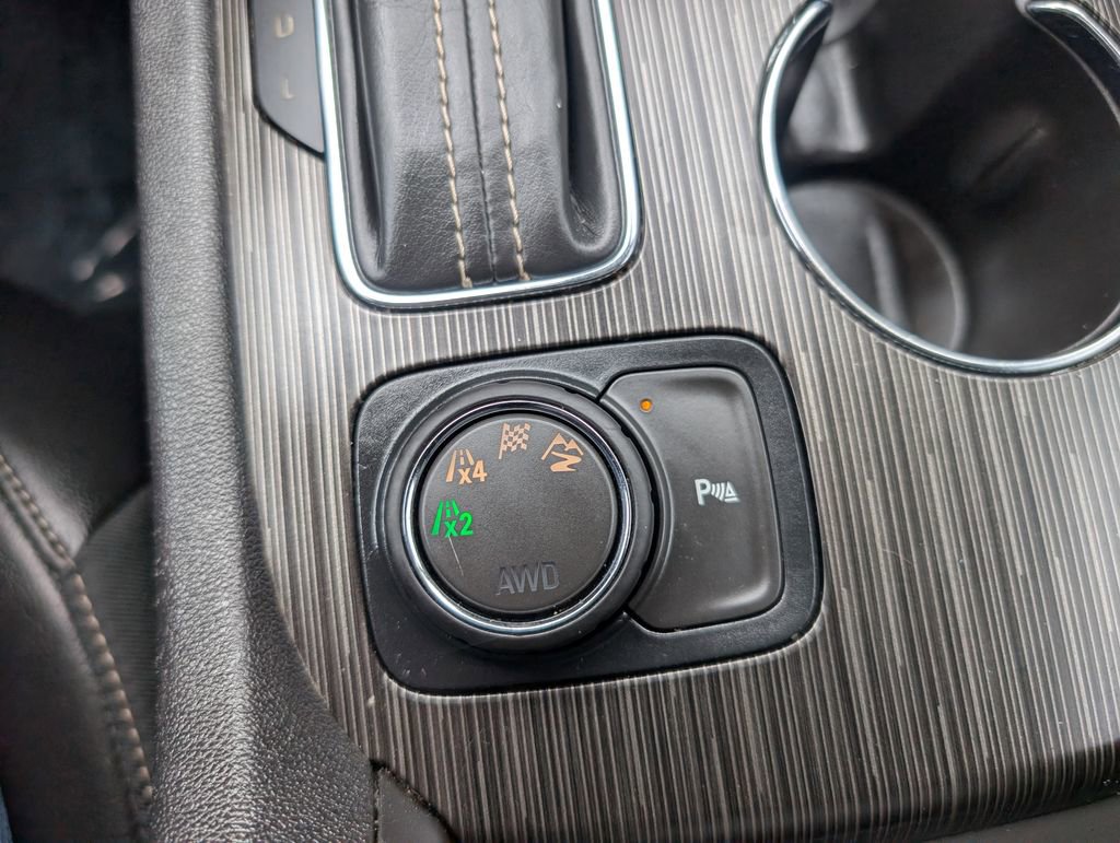 Used 2017 GMC Acadia SLT AWD/4WD image 20