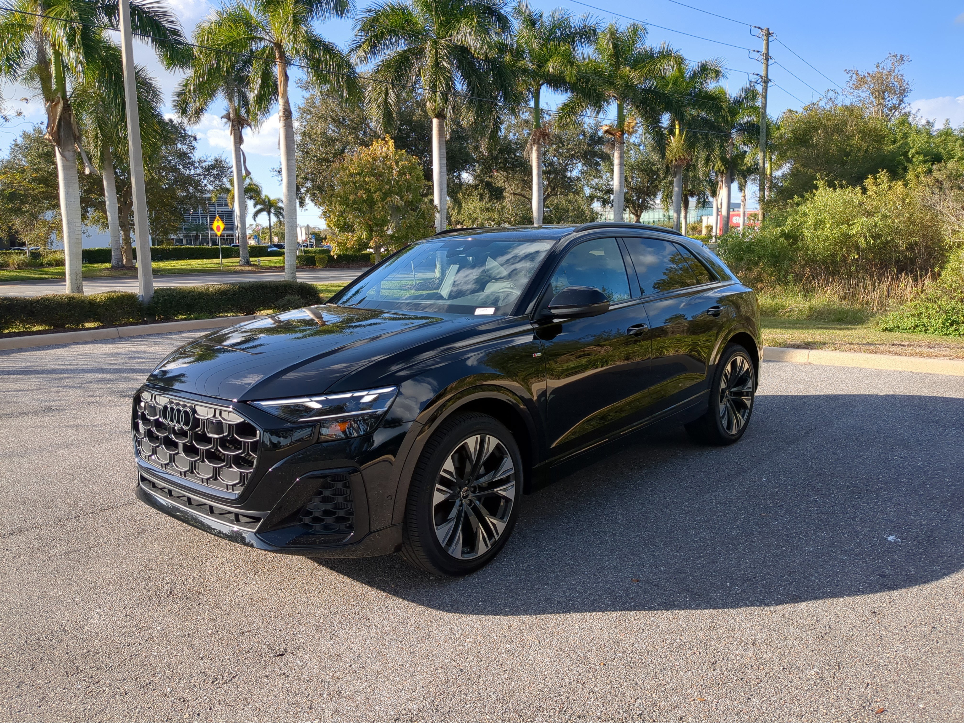 New 2026 Audi Q8 Premium Plus AWD/4WD image 8
