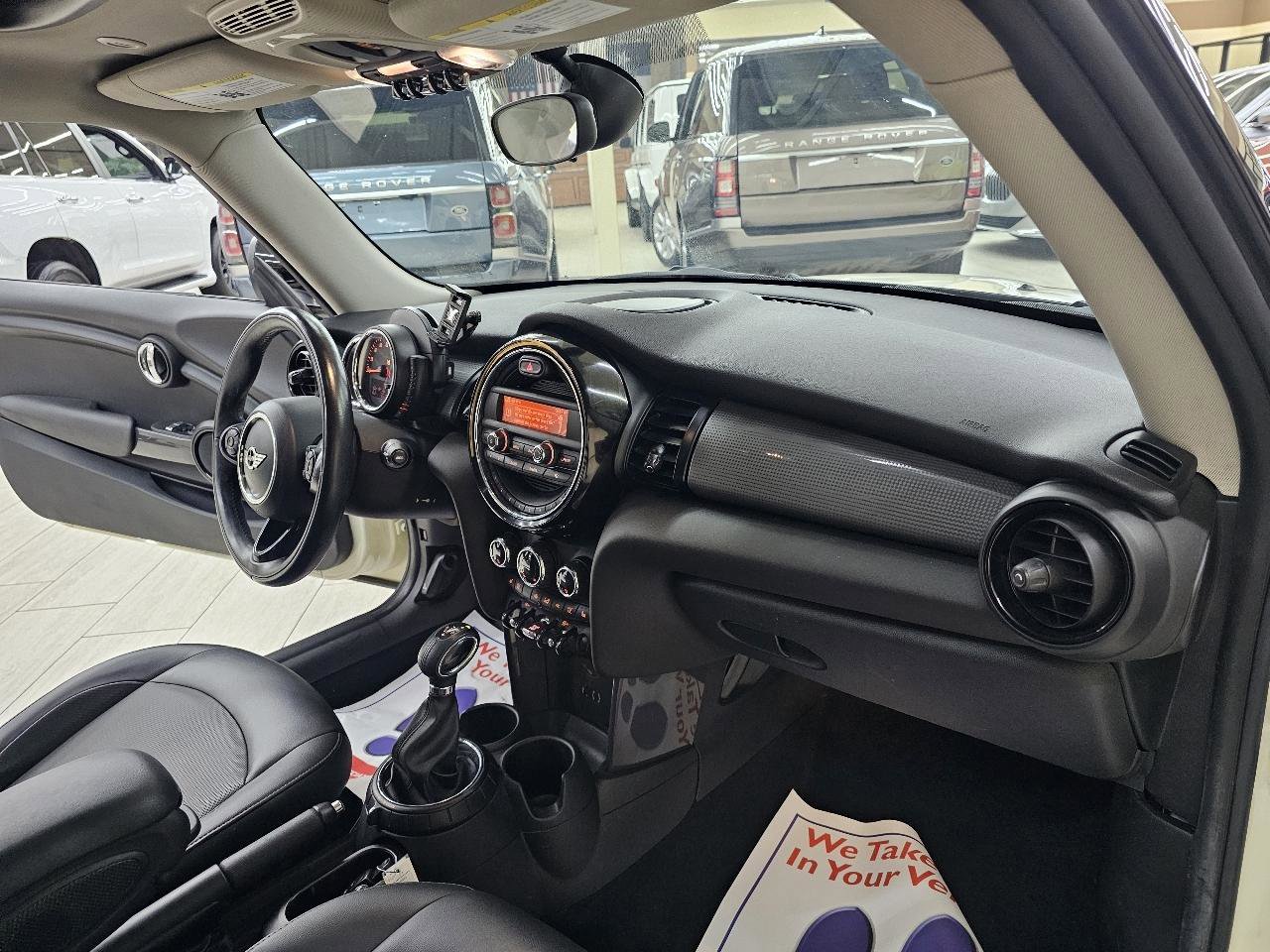 Used 2016 MINI Cooper 2-Door Hardtop image 20
