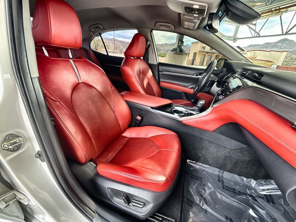 Used 2020 Toyota Camry XSE w/ Navigation Package FWD image 20