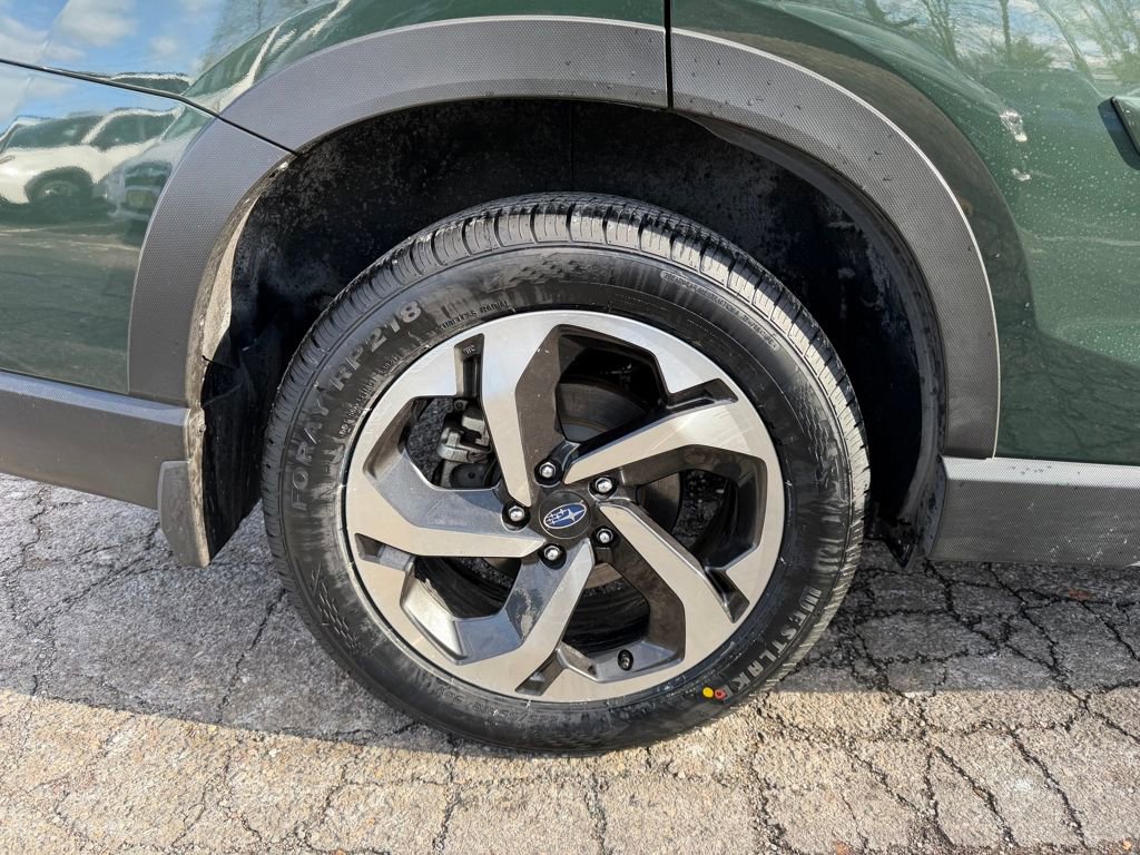 Used 2023 Subaru Forester Touring image 12