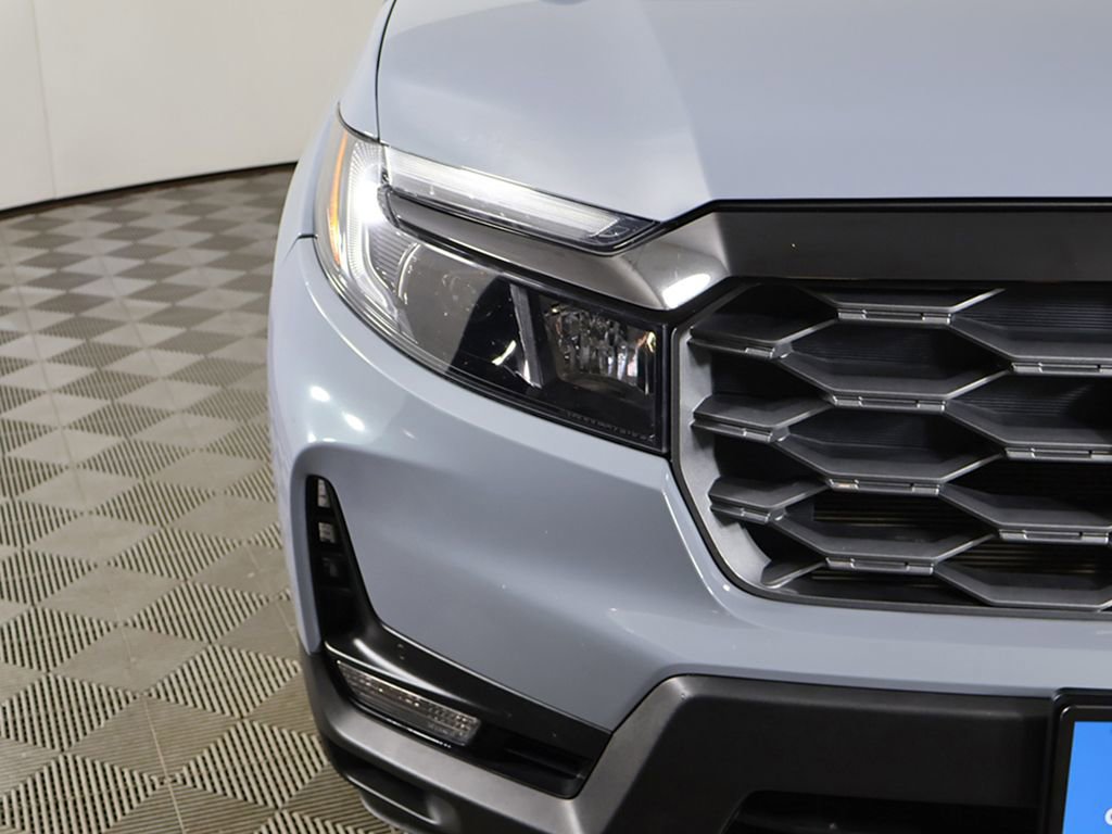 Used 2023 Honda Passport TrailSport image 15