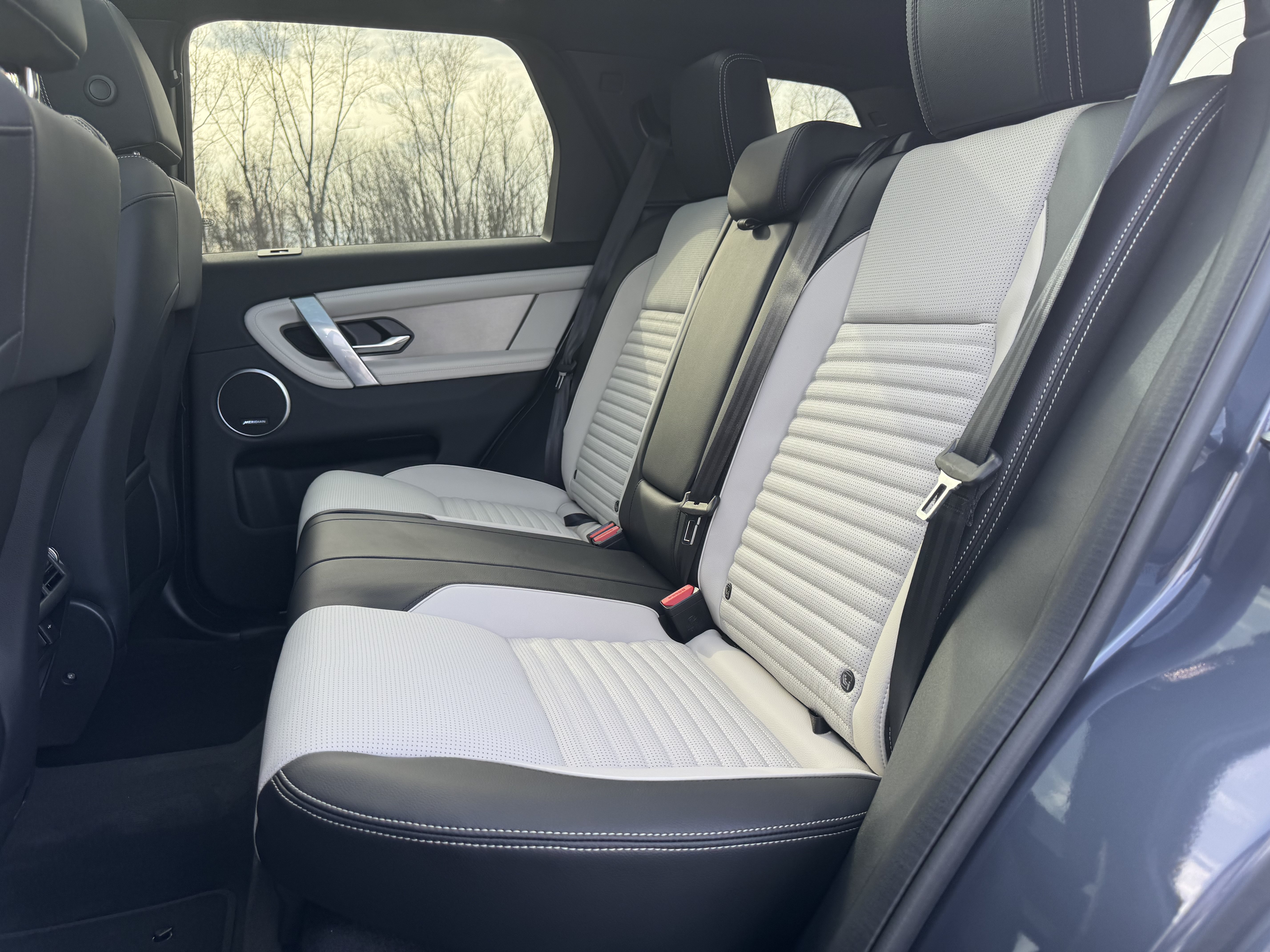 New 2026 Land Rover Discovery Sport Landmark AWD/4WD image 27