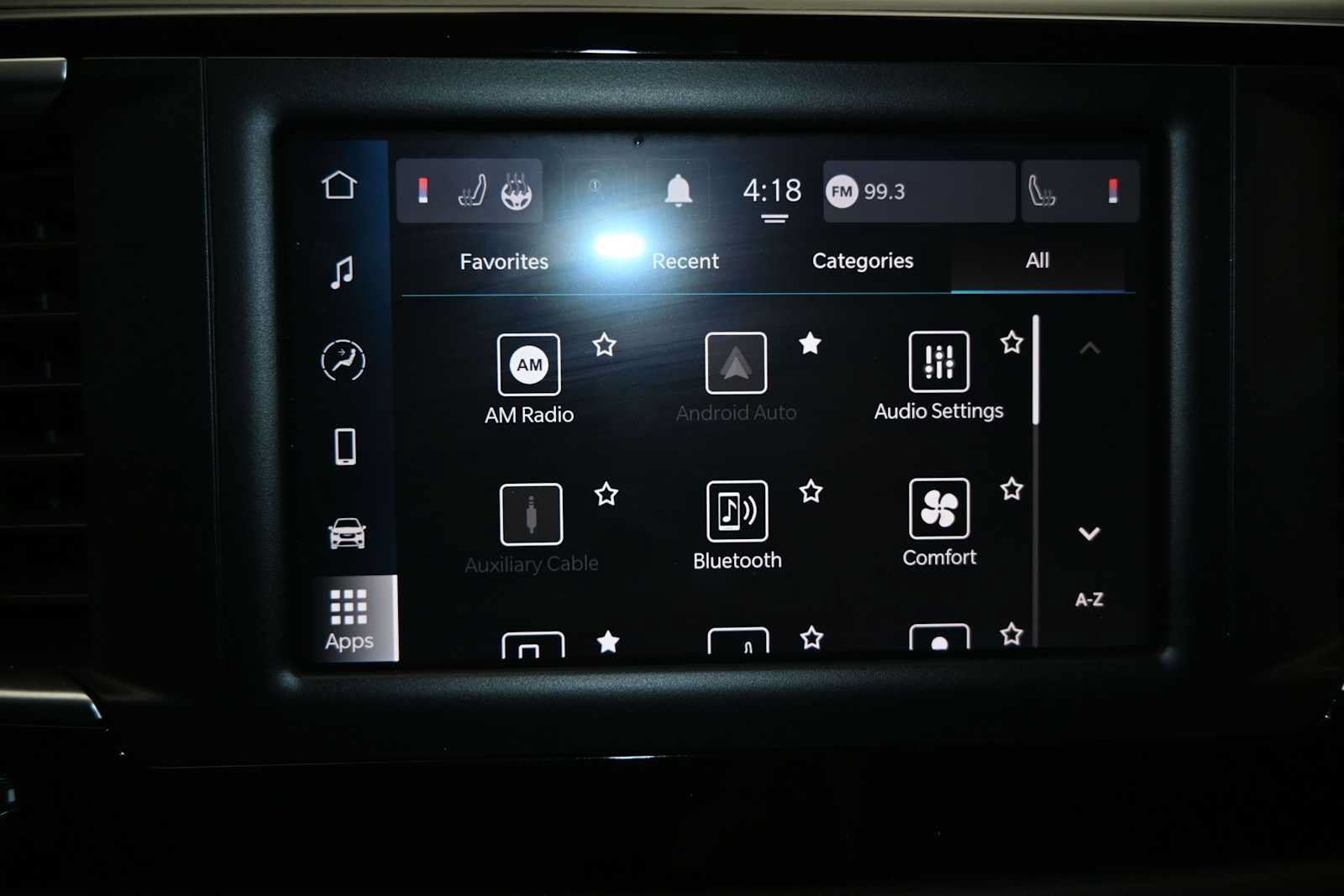 Used 2023 Chrysler Voyager LX FWD image 17