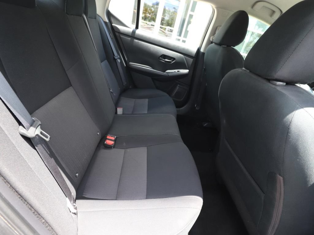 Used 2024 Nissan Sentra SV FWD image 22