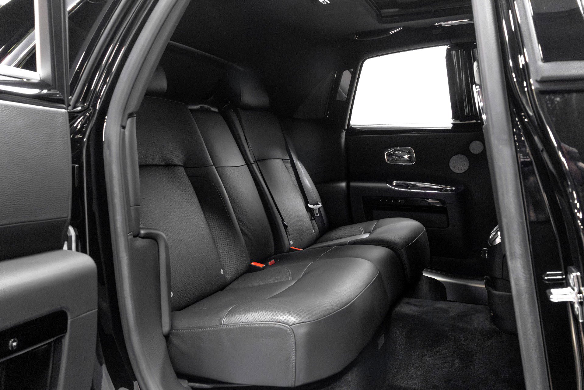 Used 2011 Rolls-Royce Ghost image 68